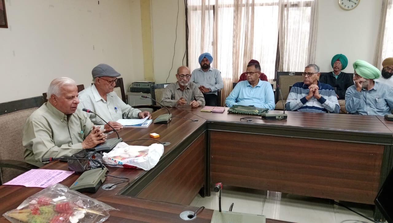 Senior Citizens discussed the problems during the meeting.
